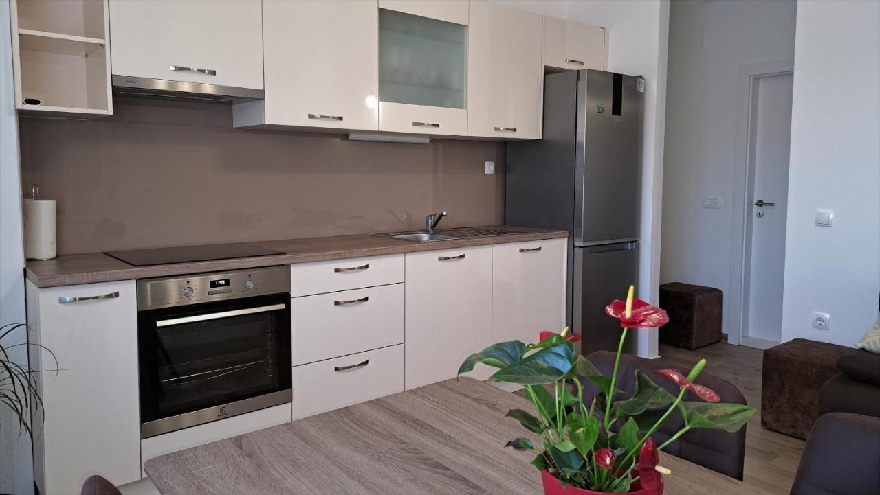 Holiday Apartman Каштела Екстер'єр фото
